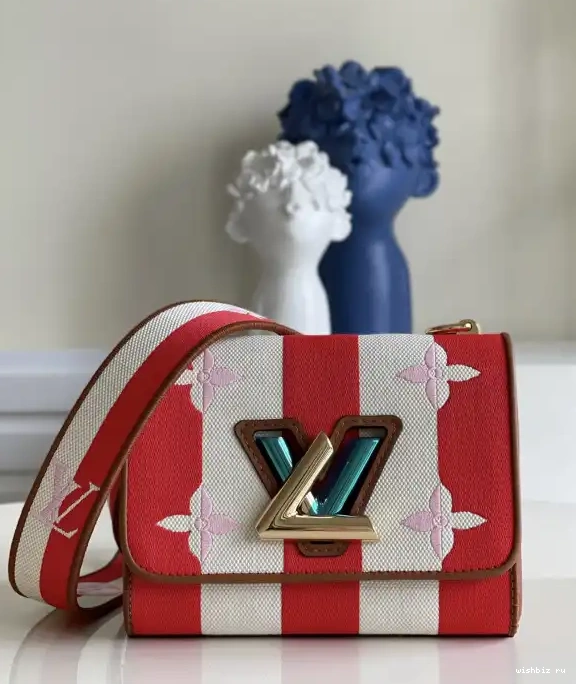 WIS PM TWIST LOUIS VUITTON 0610
